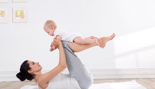 产后大腿和盆骨连接处疼,产后耻骨疼没法侧睡