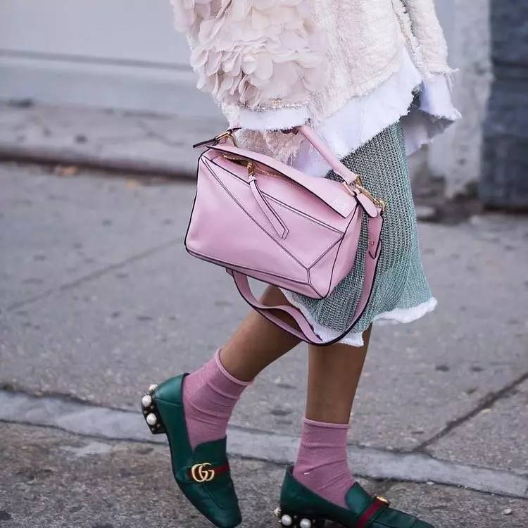 赵丽颖和杨幂白西装,别人家的男友