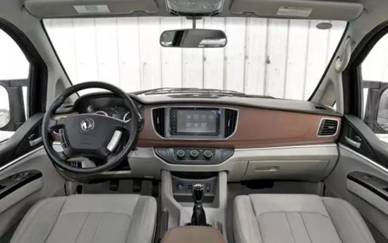 瑞风m3发动机与菱智发动机对比,菱智m3和宏光v哪个能拉货