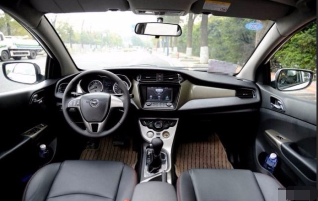 8万预算长安车和哈弗车哪个好,8万预算买小汽车还是suv好