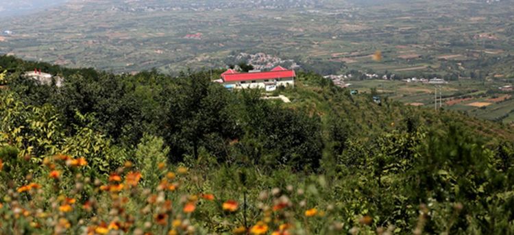 伊滨区万安山山顶公园,洛阳万安山山顶公园照片