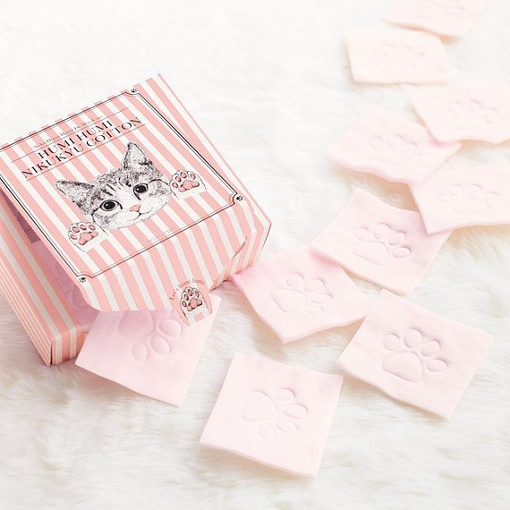 不要说我孤独,我还有猫