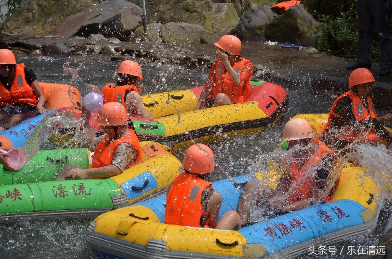 顶着烈日来一次漂流,顶着烈日前行