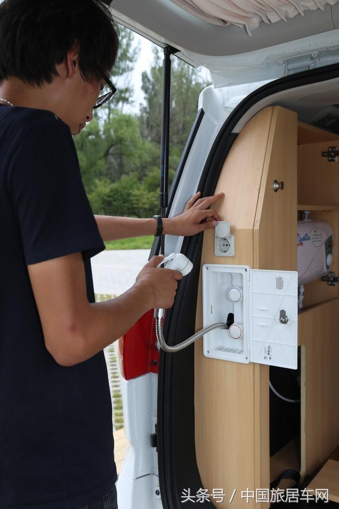 上汽大通g10最新款房车,大通g10升顶房车使用感受