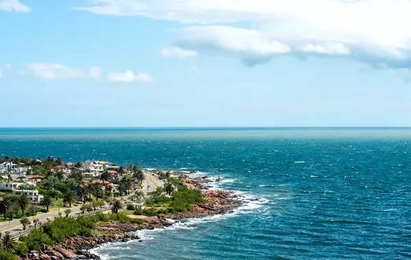 最新对中国免签或落地签证的国家,中外签证免签国家一览表