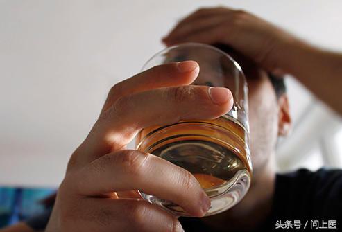 脚疼痛麻木脚肿什么原因,肢体麻木全身刺痛是怎么缓解