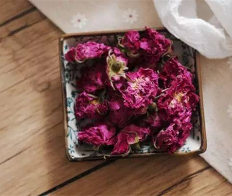 玫瑰酵素原液怎么做的,自制鲜花纯露