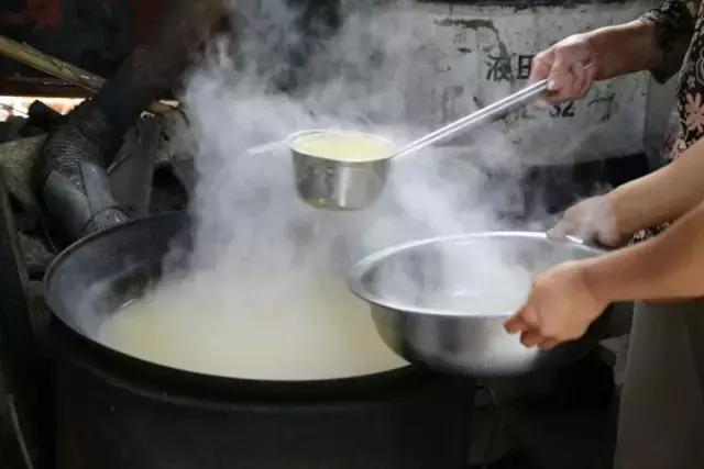 山西历山舜王坪大草原攻略,看云海高山草甸的地方