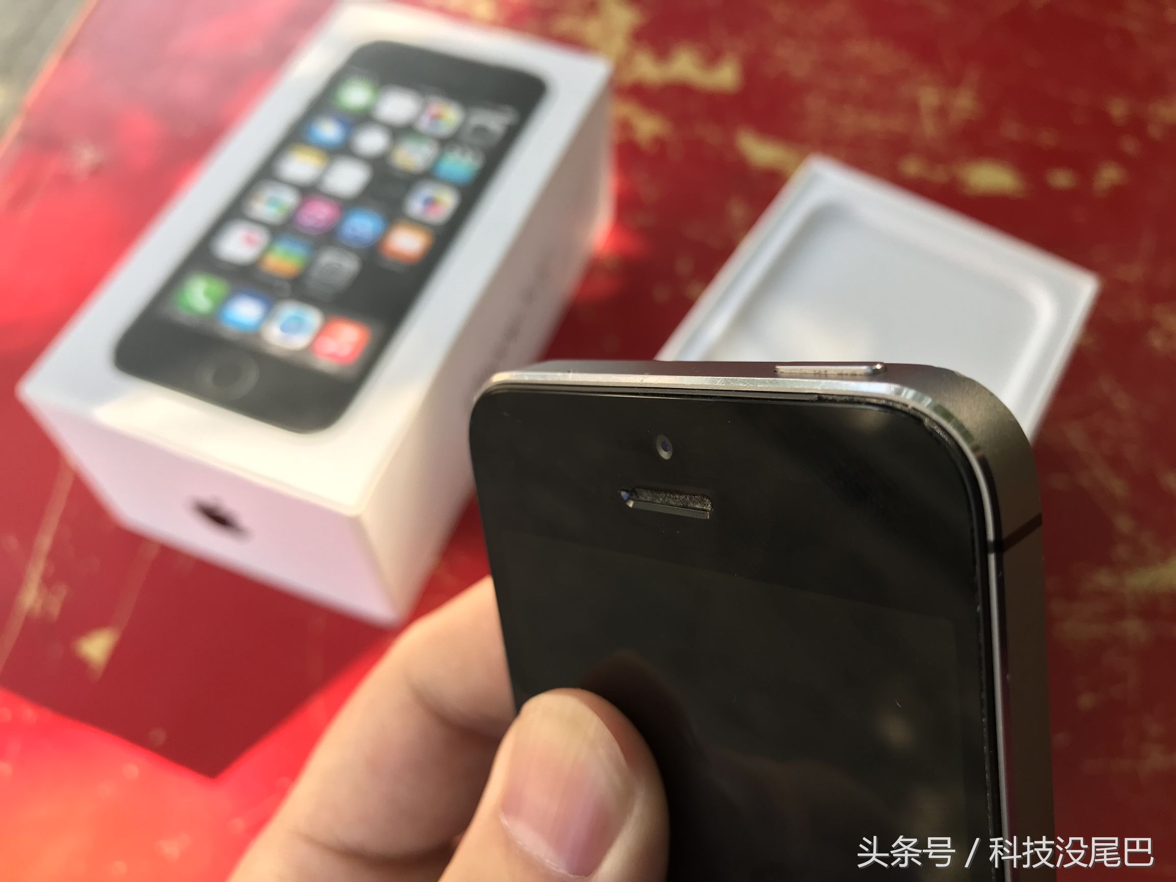 买了一个iphone5s,80块钱买的iphone5s