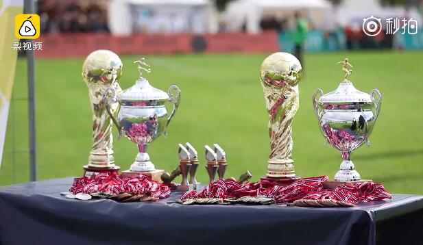 中国女足横扫得世界杯亚军,中国女足夺冠海外华人