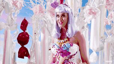 全宇宙最能吃的女明星，吃天吃地吃自己！