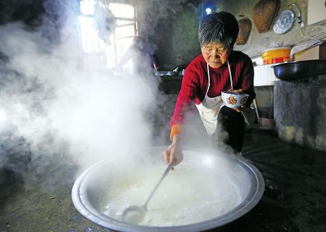 点豆花技巧视频教程,饭馆点豆花的方法和步骤