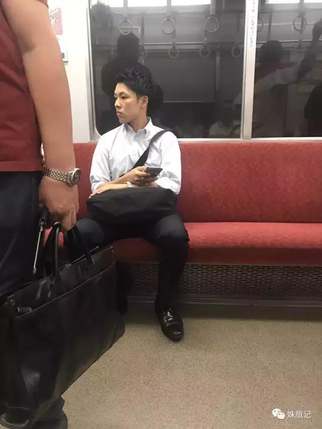 日本便利店书刊,日本便利店杂志是真的吗