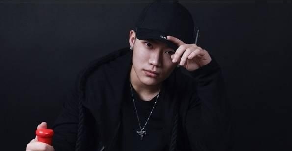 中国有嘻哈决赛红花会等待,中国有嘻哈红花会表演