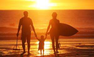 妈妈眼睛瞎了,妈妈问儿子如果眼睛瞎了你怎么办