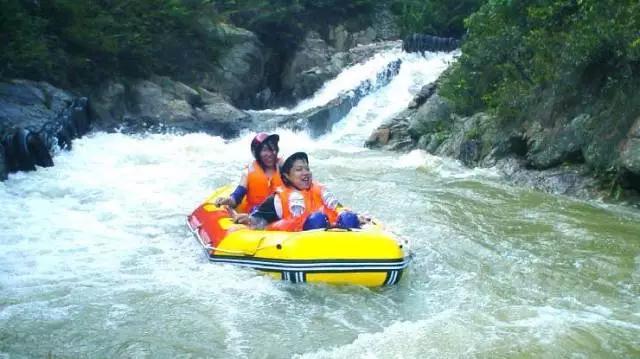 云南昆明悠闲的夏天避暑环境,昆明周边最好的避暑城市