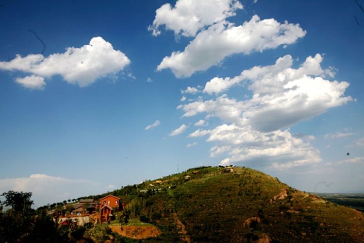 伊滨区万安山山顶公园,洛阳万安山山顶公园照片