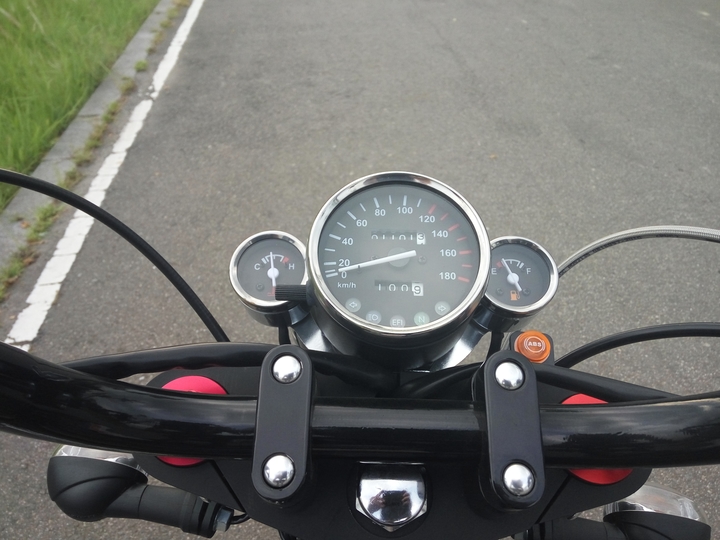 台湾越野车试驾视频,大地鹰王450巡航太子最新款