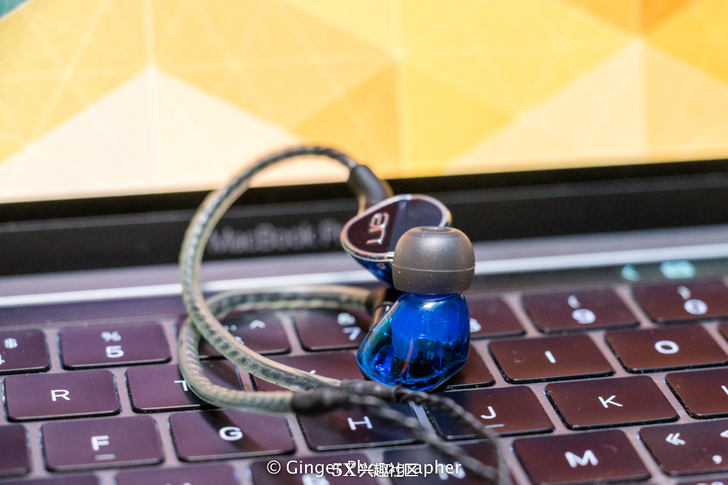 100元到300元头戴式耳机评测,200元开车耳机