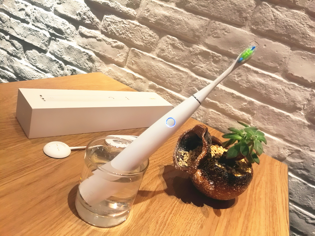 ocleanz1智能电动牙刷,电动牙刷ocleanone和ocleanx