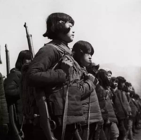 最美抗战女兵,抗战老女兵霸气眼神