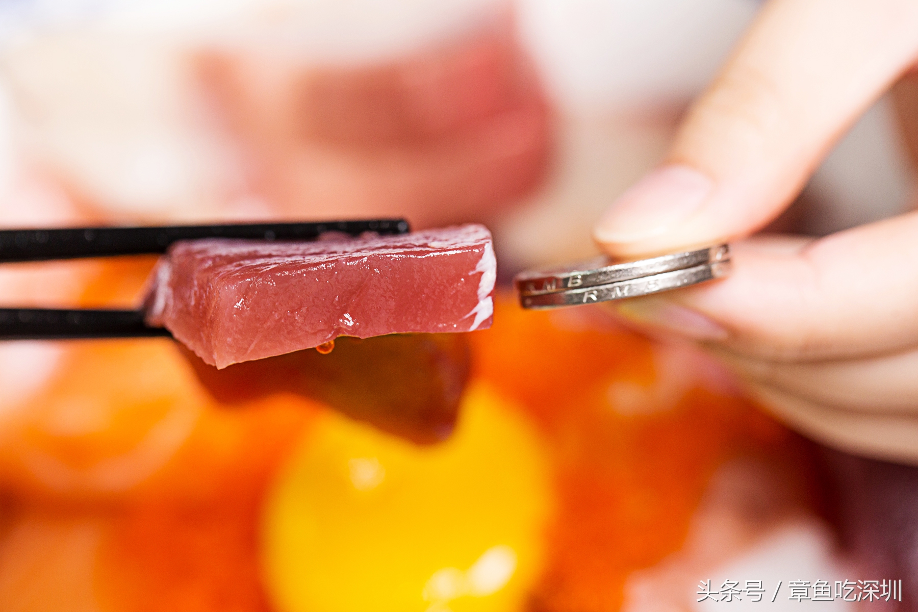 日式蟹肉刺身盖饭,300元一碗的日本刺身盖饭