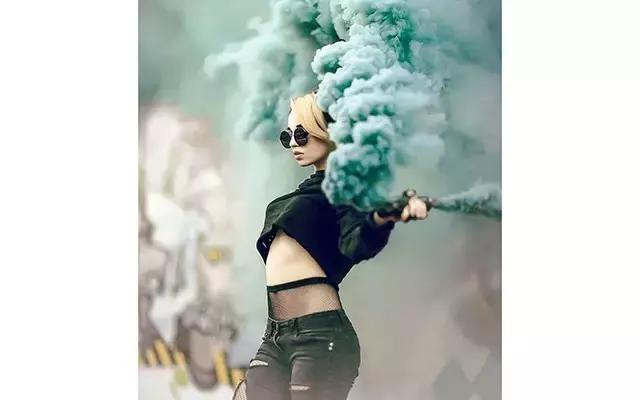 尼康顶级变焦长焦镜头,尼康4800万像素单反