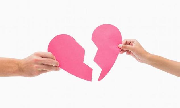 为什么男生分手了一点都不去挽留,为什么每次说分手男的都不挽留