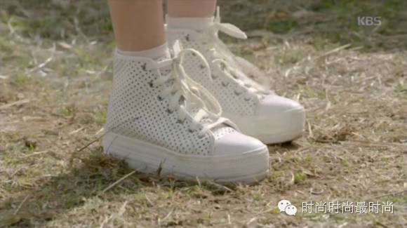 太阳的后裔接乔妹,太阳的后裔乔妹发型