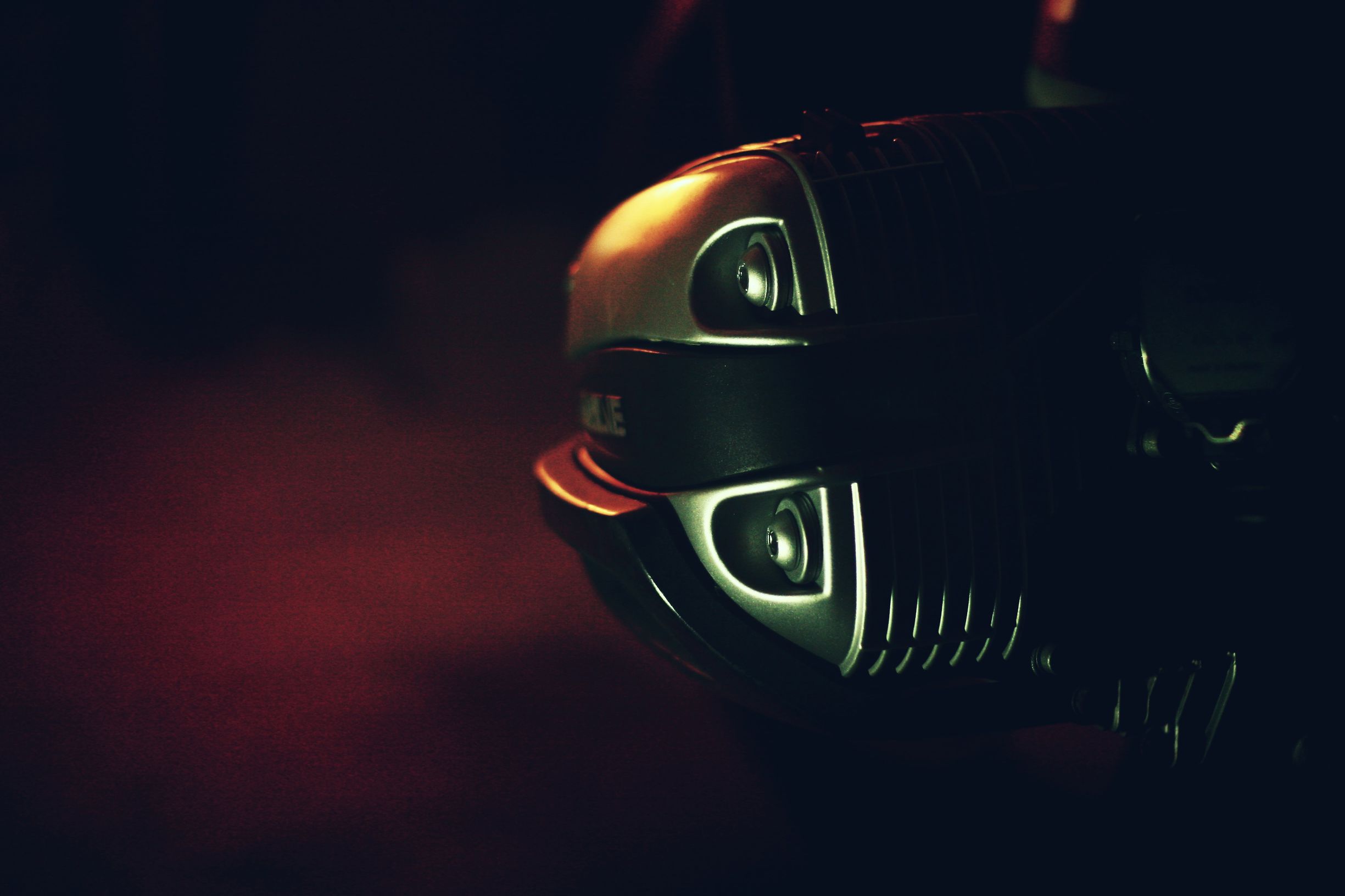 独特设计复古摩托车,中国小伙手工打造摩托车