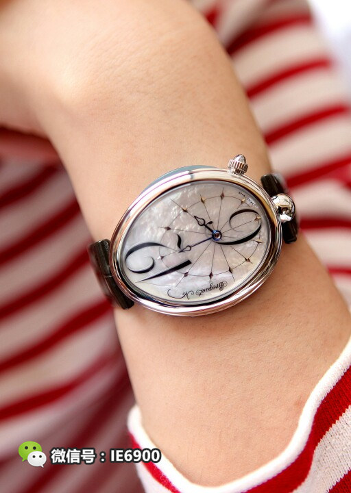 女生就得宠自己，90后辣妈嫁入豪门挥金无度！疯狂购买奢侈品！