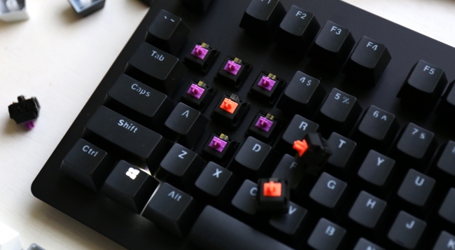 异极战魔者可换轴机械键盘,战魔者机械键盘推荐