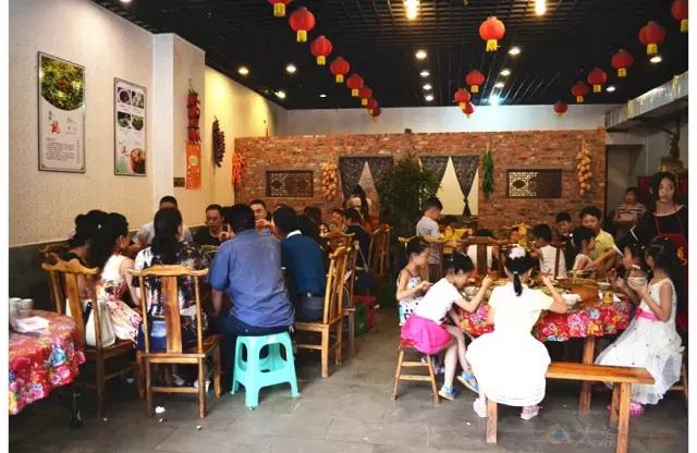 重庆这些人气爆棚却经济实惠的美食，你吃过几个？超全整理赶紧收