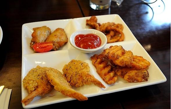 痘痘肌成因图片对照,脸上囊肿型痘痘成因