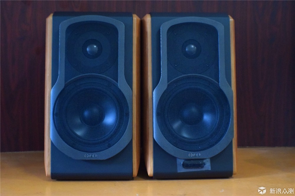 漫步者s1000比r1700有质的飞跃么,漫步者s1000需要配什么