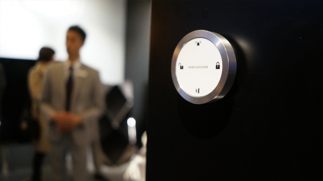 58万一套的BangOlufsenBeoLab90音箱