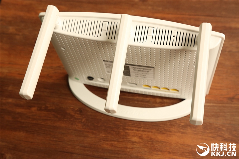 双频千兆ac1900,双频千兆无线路由器ac1200