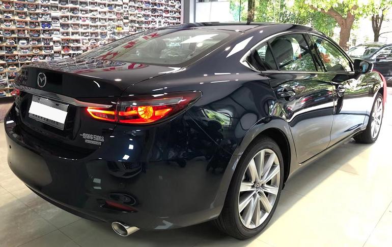 阿特兹各版本内饰对比,阿特兹2020款2.0幻影银棕色内饰