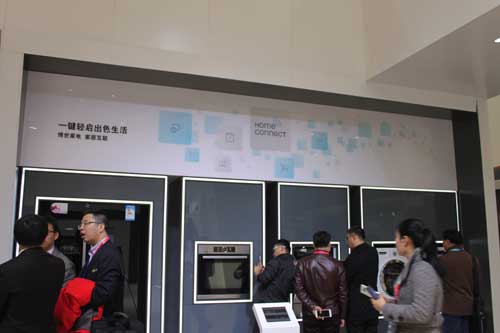 数智网带您逛展AWE看家电巨头如何玩转智能家居？
