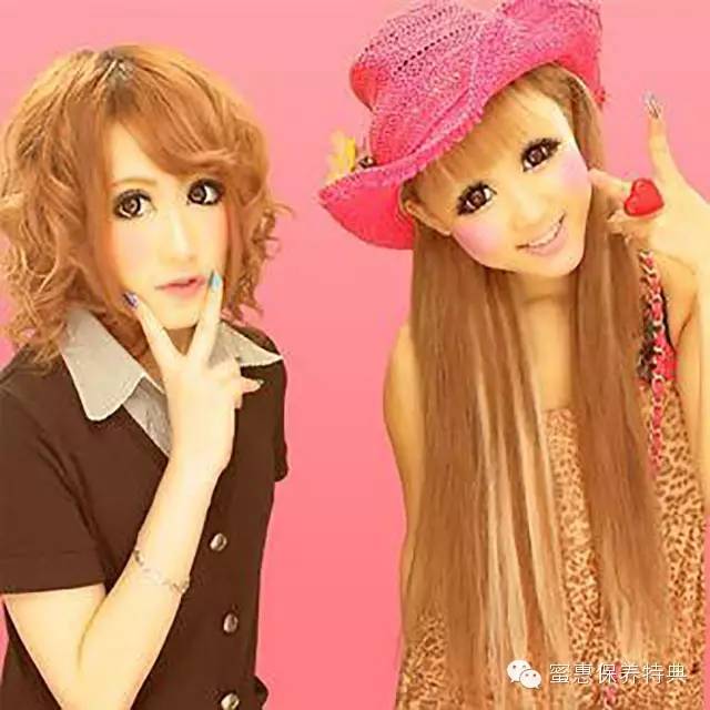 网红化妆包高级感大容量,日本网红平价化妆品牌排行榜