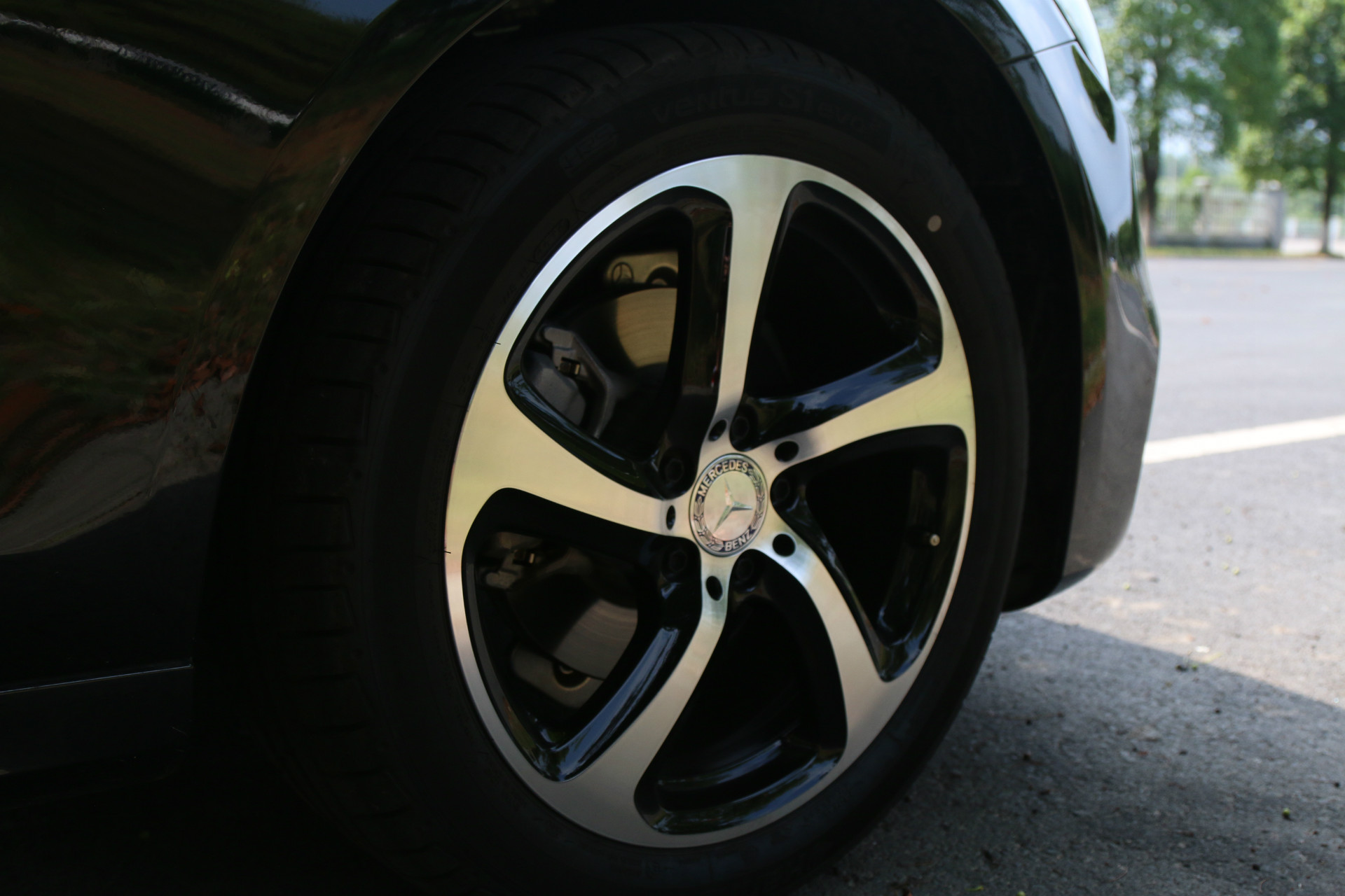 奔驰e级e200的争议点,奔驰e级2024款e200配置参数