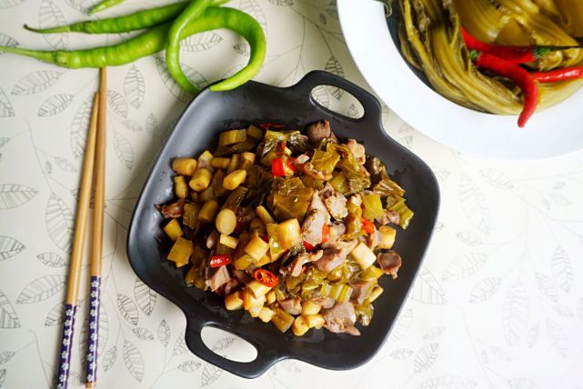 老坛酸菜最爽吃法,老坛酸菜的食谱