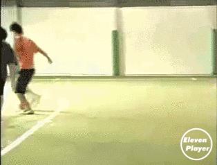 五人足球过人实用技巧,球场实用过人技巧