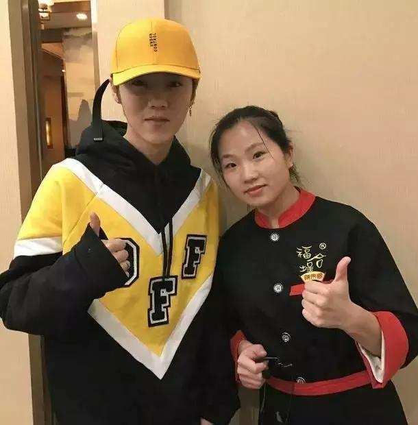 如果偶遇偶像你会怎样,鹿晗最开始跟哪个明星在一起