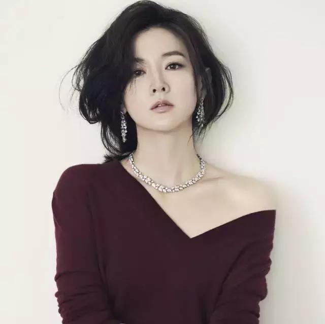 解锁逆龄冻龄美肌秘诀,四十岁以上的女性增肌冻龄抗衰老