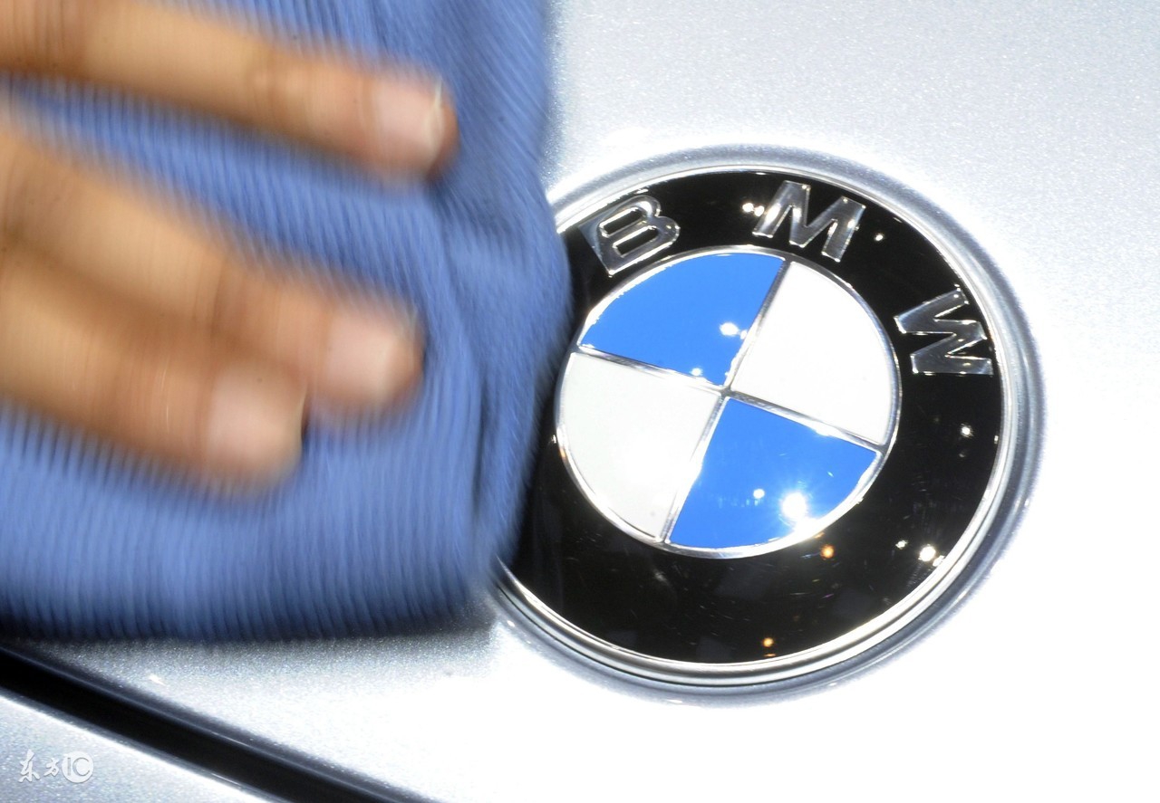 为什么有人说蓝色的汽车不好看,蓝色是最讨厌的颜色