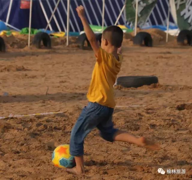 沙地足球技巧,沙滩足球进球集锦