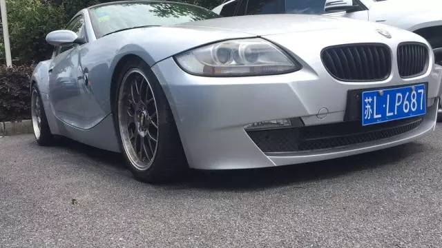 宝马z4启动时异响,宝马z4哒哒哒异响怎么解决