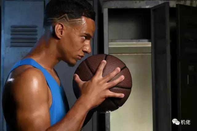 尼康d850配85mm1.4还是105mm1.4,尼康d850人像摄影获奖作品