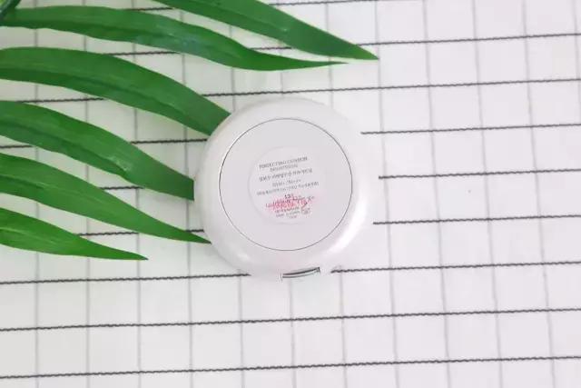 适合干皮用的持久不卡粉气垫测评,makeupmiracle气垫测评